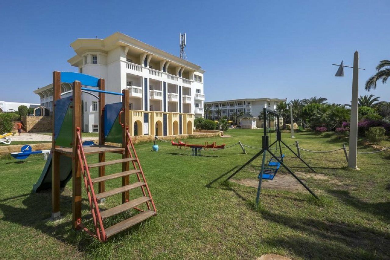 Medina Belisaire And Thalasso